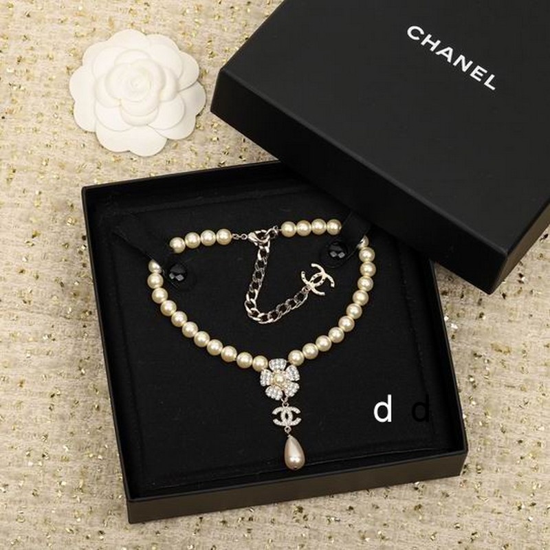 Chanel Necklaces 8